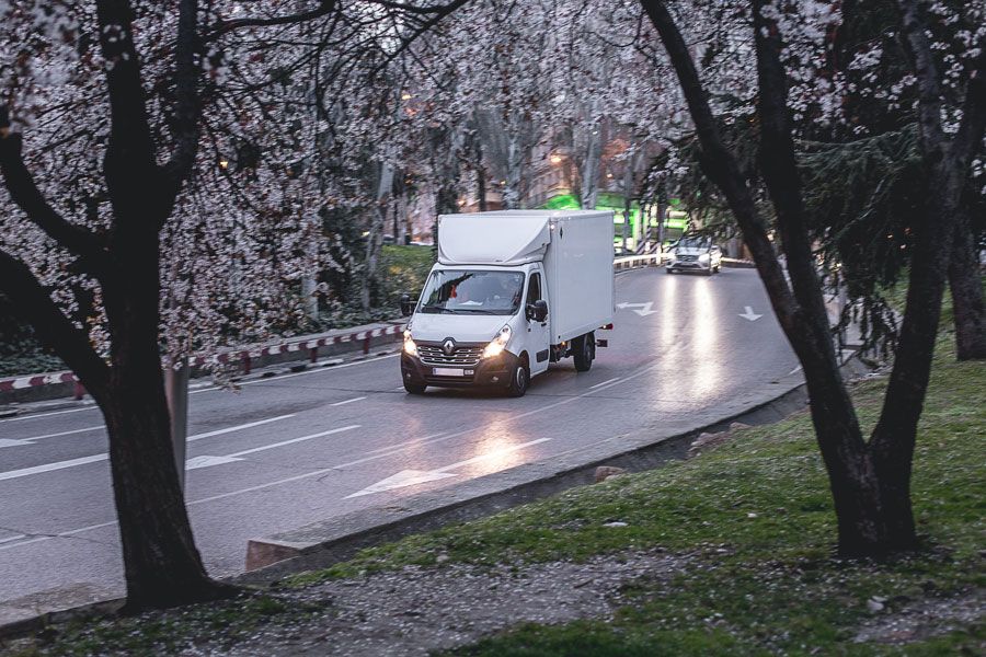 commercial delivery truck